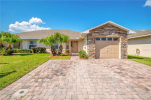 2633 SHELBY RUTH PLACE, SAINT CLOUD, FL 34769 Sold 04/26/24