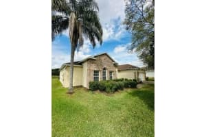 9749 BENNINGTON CHASE DR, ORLANDO, FL 32829 Sold 04/30/24