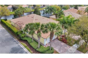 11951 MODENA LANE, ORLANDO, FL 32827 Sold 04/11/24