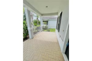 6107 WATERSIDE ISLAND LANE, WINTER GARDEN, FL 34787 Sold 04/30/24