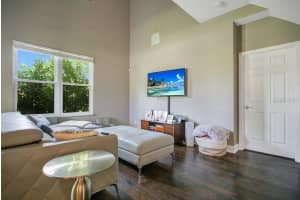 819 VICTORIA HILLS DRIVE, DELAND, FL 32724 Sold 07/09/24
