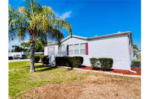 1532 LAKEVIEW DRIVE, TAVARES, FL 32778 Sold 02/14/25