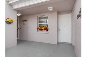 5609 SHEFFIELD GREENE CIRCLE, SARASOTA, FL 34235 Sold 10/02/24