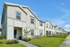 866 PARADISE DRIVE, DAVENPORT, FL 33897 Sold 06/04/24