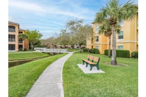 5095 FAIRWAYS CIRCLE, VERO BEACH, FL 32967 Sold 07/31/24