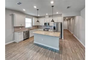 5421 LOG GROVE LANE, ORLANDO, FL 32829 Sold 04/29/24