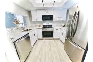 2661 SURREY COURT, KISSIMMEE, FL 34741 Sold 04/05/24