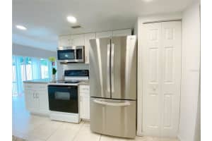 6753 41ST DRIVE, DAVIE, FL 33314 Sold 04/30/24