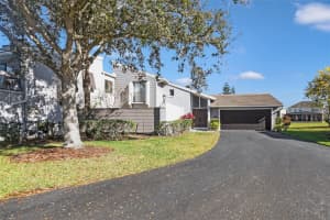 5111 CYPRESS CREEK DRIVE, ORLANDO, FL 32811 Sold 05/02/24