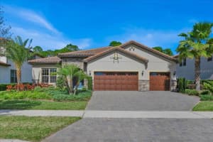 8472 ADALINA PLACE, ORLANDO, FL 32827 Sold 04/24/24