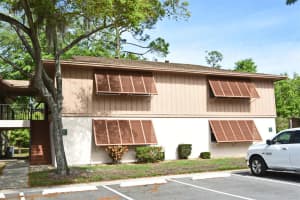 190 HICKORY WOODS COURT, DELTONA, FL 32725 Sold 04/18/24
