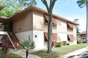 190 HICKORY WOODS COURT, DELTONA, FL 32725 Sold 04/18/24