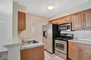 1081 HIAWASSEE ROAD, ORLANDO, FL 32835 Sold 04/16/24