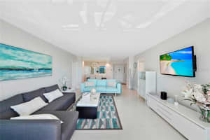 20379 COUNTRY CLUB DRIVE, AVENTURA, FL 33180 Sold 07/29/24