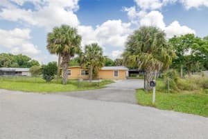 3670 27TH AVENUE, OKEECHOBEE, FL 34972 Sold 04/19/24