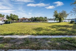 160 MORGAN LANE, PORT CHARLOTTE, FL 33952 Sold 05/29/25