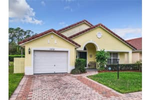 155 ROBIN ROAD, DAVENPORT, FL 33896 Sold 05/29/24