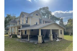 217 OAK AVENUE, ORANGE CITY, FL 32763 Sold 10/25/24