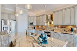 522 BIMINI BAY BOULEVARD, APOLLO BEACH, FL 33572 Sold 04/29/24