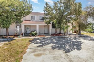 214 MAJORS LANE, KISSIMMEE, FL 34743 Sold 05/09/24