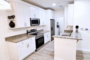 6171 METROWEST BOULEVARD, ORLANDO, FL 32835 Sold 05/30/24