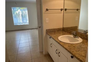 5626 BLUE SHADOWS COURT, ORLANDO, FL 32811 Sold 09/17/24
