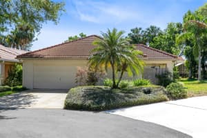 1124 WINGED FOOT CIRCLE, WINTER SPRINGS, FL 32708 Sold 04/18/24