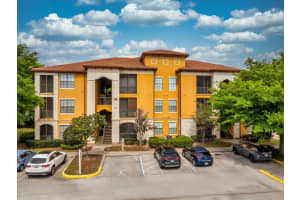 6171 METROWEST BOULEVARD, ORLANDO, FL 32835 Sold 05/17/24