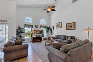 462 DOWNING CIRCLE, DAVENPORT, FL 33897 Sold 04/29/24
