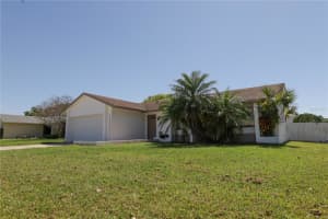 2338 WOODLEAF COURT, ORLANDO, FL 32837 Sold 05/28/24