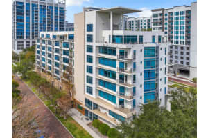525 JACKSON STREET, ORLANDO, FL 32801 Sold 02/27/25