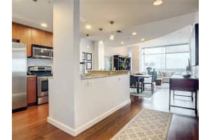 525 JACKSON STREET, ORLANDO, FL 32801 Sold 02/27/25