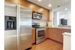 525 JACKSON STREET, ORLANDO, FL 32801 Sold 02/27/25