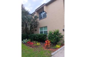 428 WINDMEADOWS STREET, ALTAMONTE SPRINGS, FL 32701 Sold 09/05/24