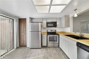 12132 PEPPERDINE PLACE, ORLANDO, FL 32826 Sold 05/22/24