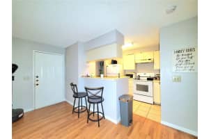 390 WOODSIDE DRIVE, ALTAMONTE SPRINGS, FL 32701 Sold 04/30/24