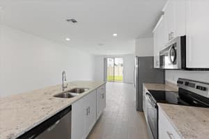 6048 BIMINI AVENUE, HAINES CITY, FL 33844 Sold 09/27/24