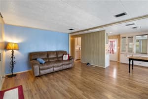 2022 WAX MYRTLE DRIVE, ZELLWOOD, FL 32798 Sold 08/30/24