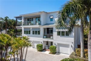 2120 OCEAN DRIVE, NEW SMYRNA BEACH, FL 32169 Sold 01/09/25