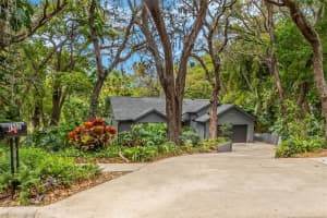 7957 SWEETGUM LOOP, ORLANDO, FL 32835 Sold 05/17/24