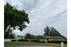 8995 ISLESWORTH COURT, ORLANDO, FL 32819 Sold 05/23/24