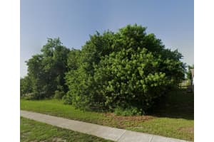 225 TULIP BOULEVARD, PORT SAINT LUCIE, FL 34953 Sold 11/06/24