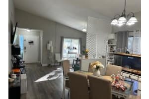 418 RED COAT LANE, ORLANDO, FL 32825 Sold 11/27/24