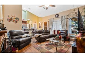 1718 LINDZLU ST, WINTER GARDEN, FL 34787 Sold 05/07/24