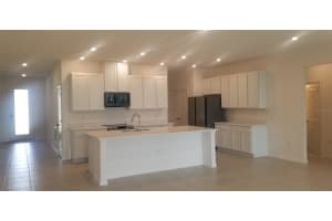 204 BARRINGTON DRIVE, HAINES CITY, FL 33844 Sold 10/02/25