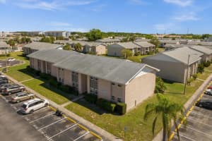 854 SKY LAKE CIRCLE, ORLANDO, FL 32809 Sold 04/18/24