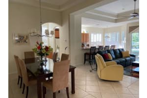 4377 REFLECTIONS PARKWAY, SARASOTA, FL 34233 Sold 05/03/24