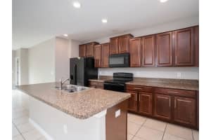 17049 PEACEFUL VALLEY DRIVE, WIMAUMA, FL 33598 Sold 02/04/25