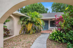 3945 LAKE JOYCE DRIVE, LAND O LAKES, FL 34639 Sold 02/03/25