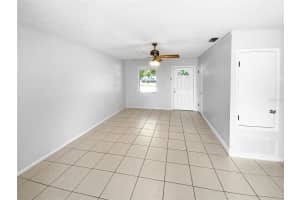2933 NOTRE DAME DRIVE, ORLANDO, FL 32826 Sold 05/14/24